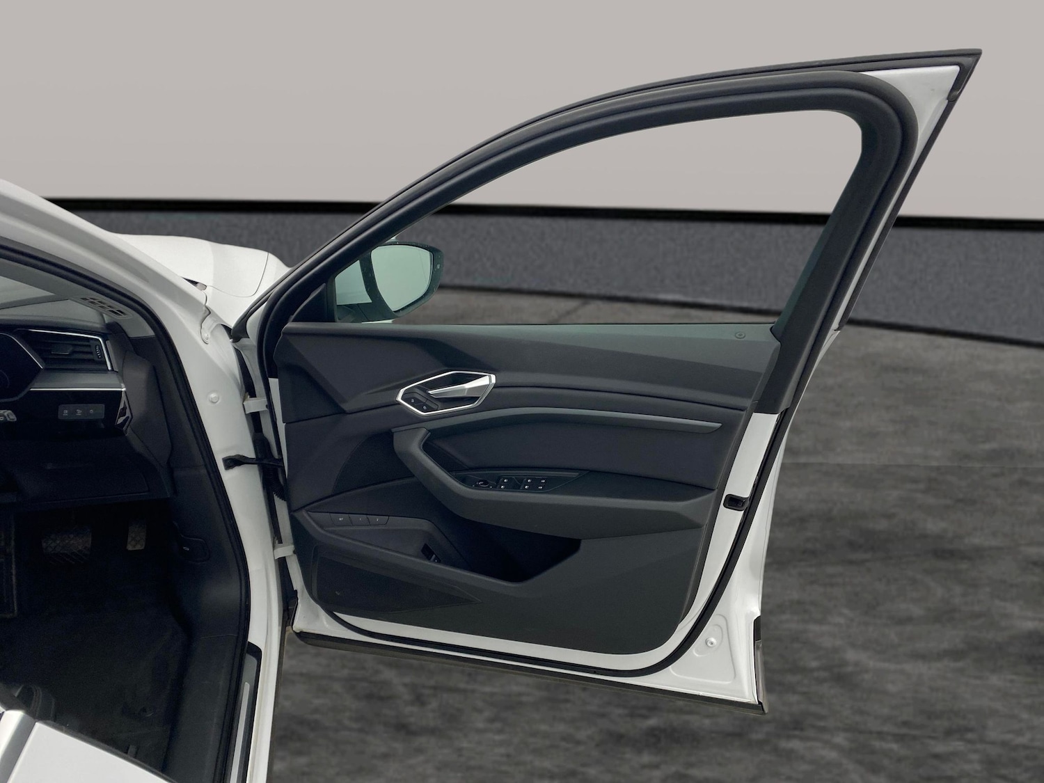 Used Audi e-tron 2022 for sale - 77897292: Photo 28