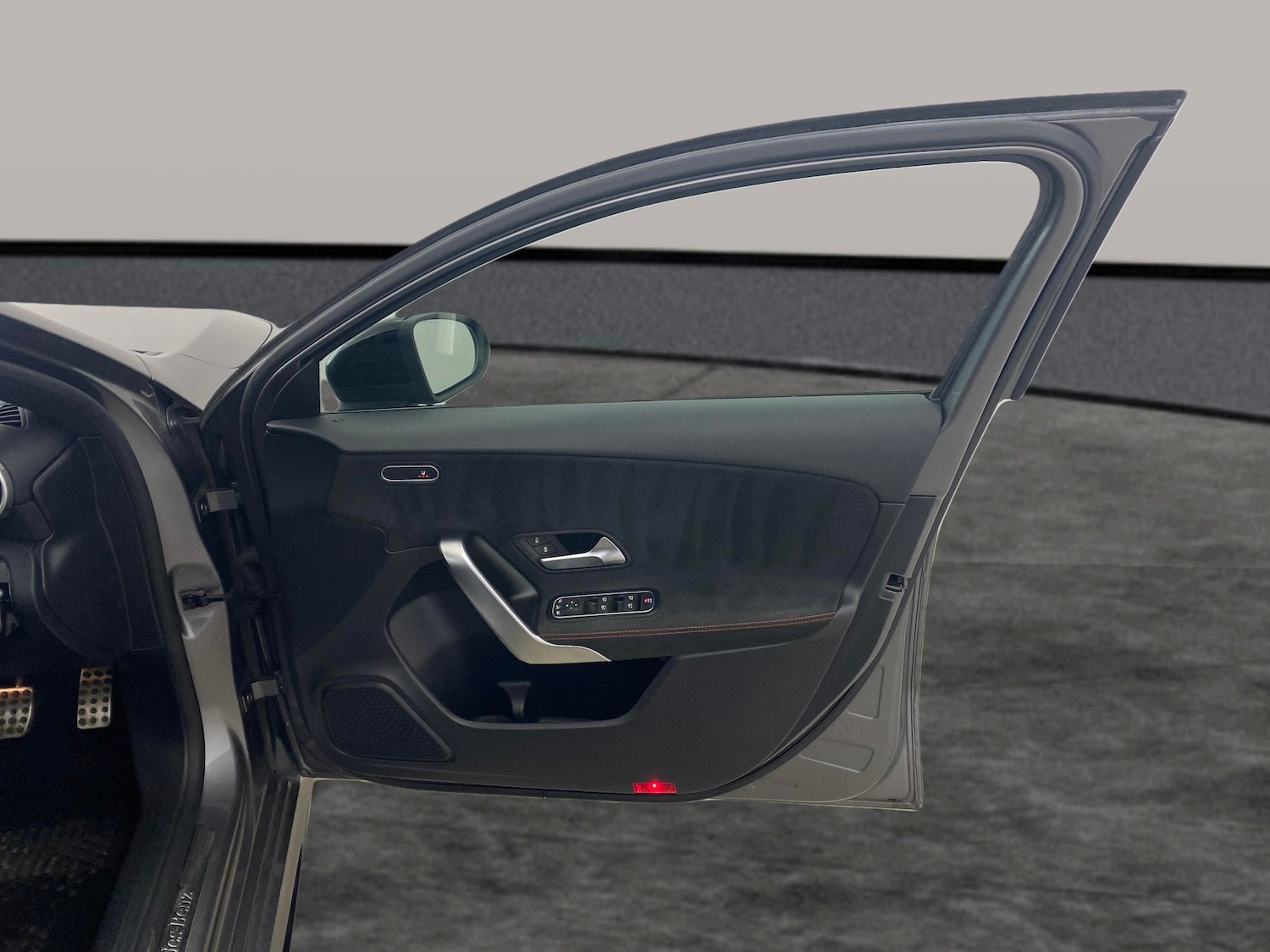 Used Mercedes-Benz A-Class 2019 for sale - 77715943: Photo 28