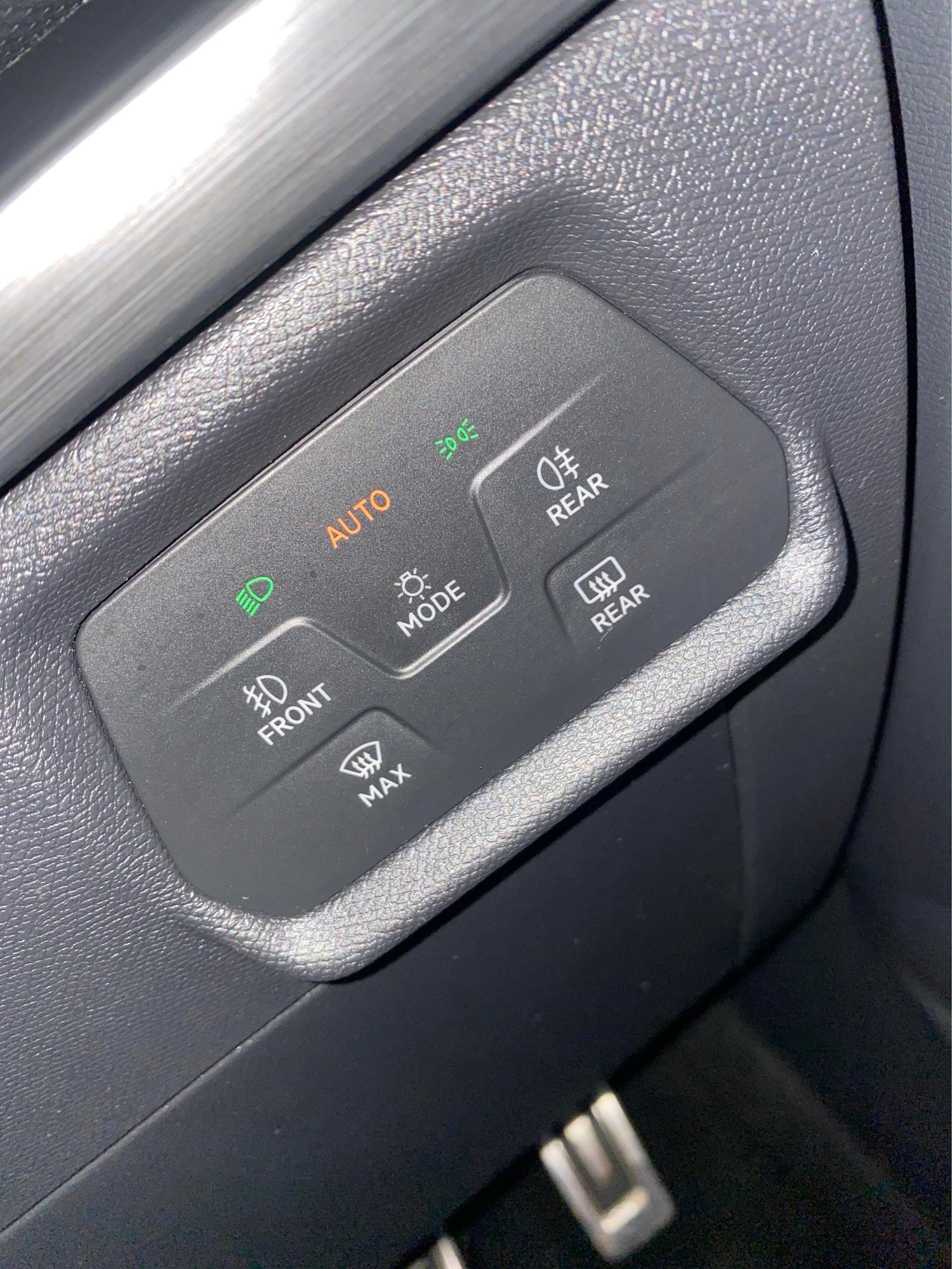 Vehicle 28