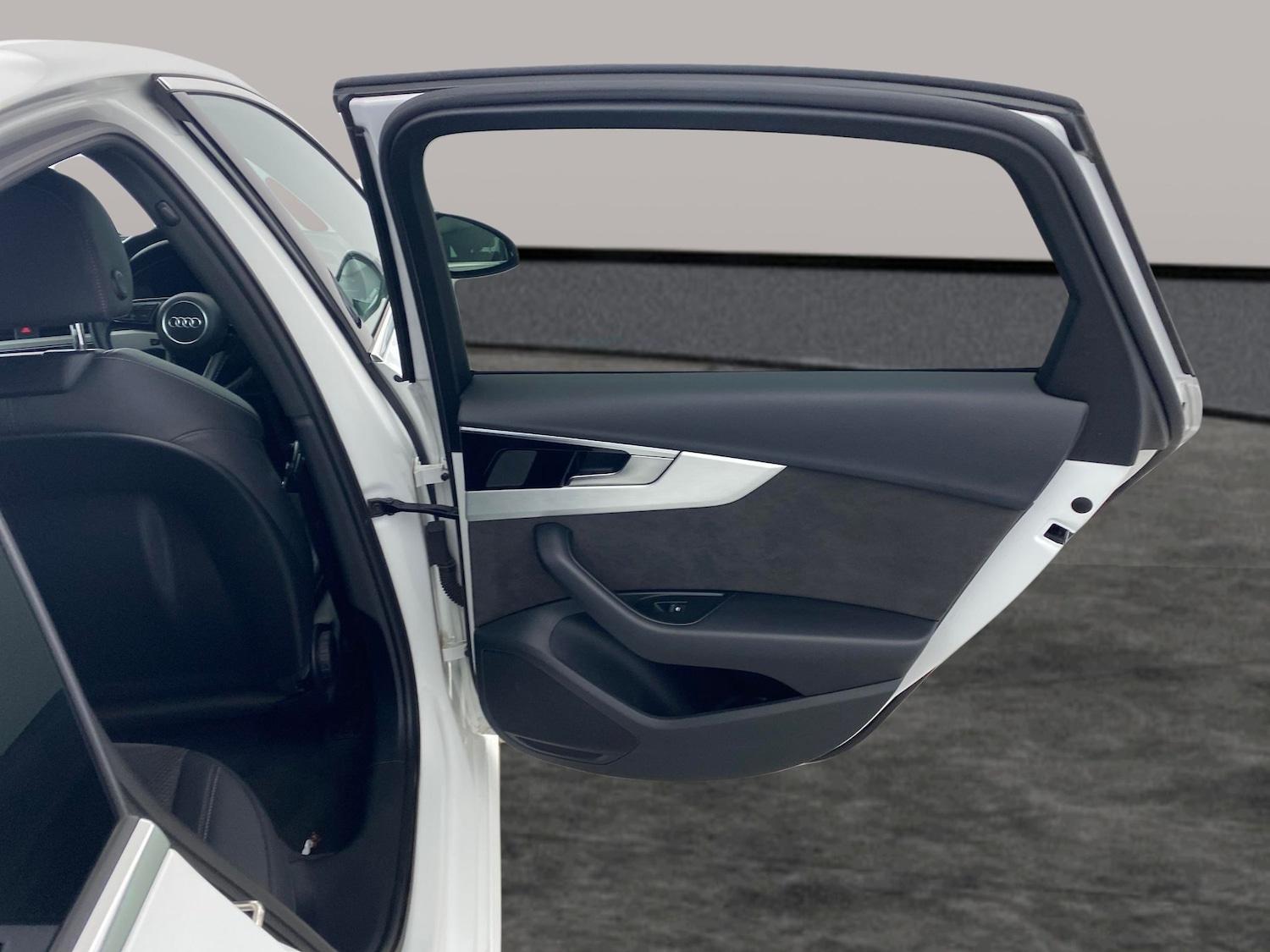 Used Audi A4 2021 for sale - 76862101: Photo 29