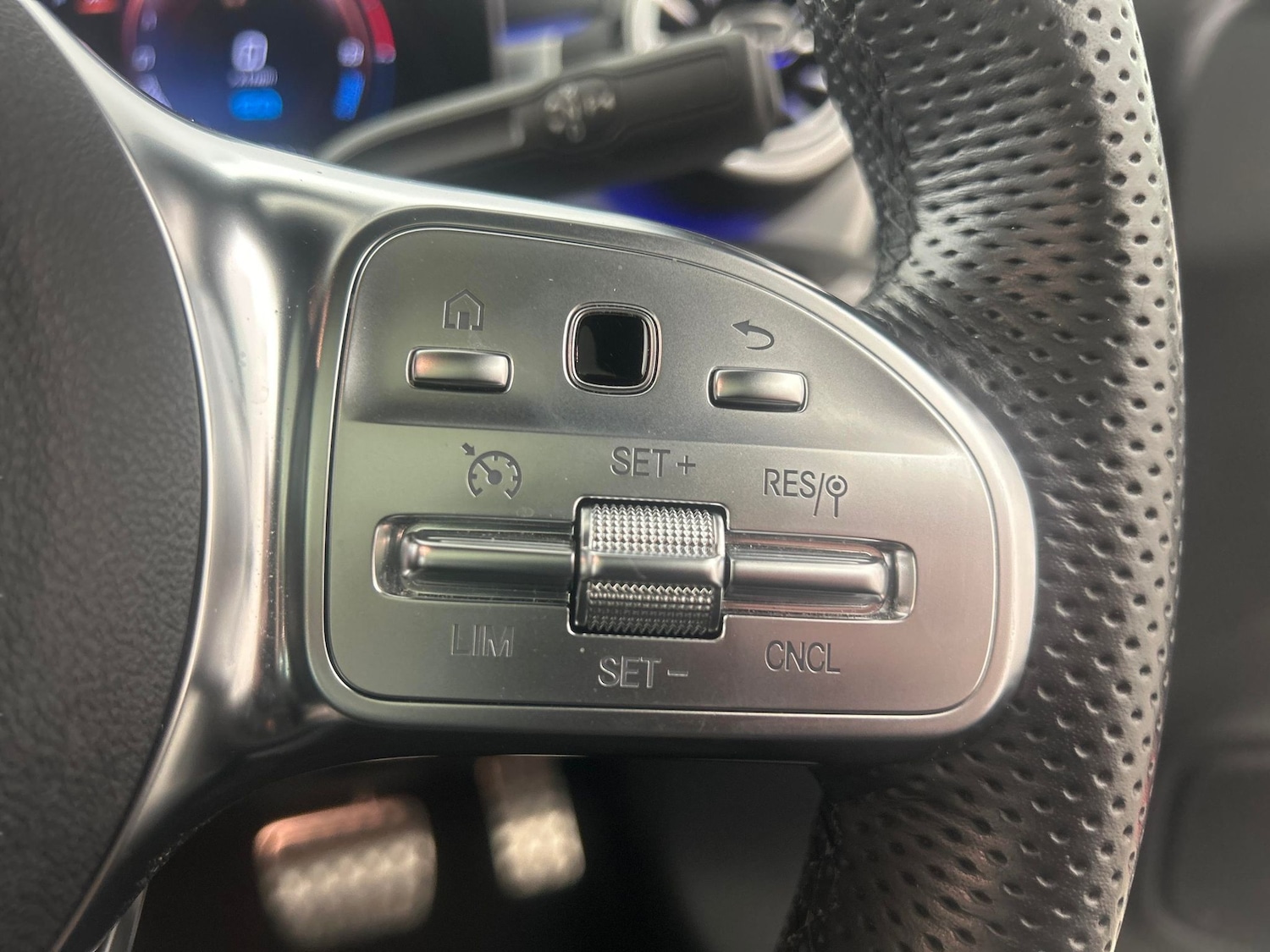 Used Mercedes-Benz CLA 2022 for sale - 77077729: Photo 21