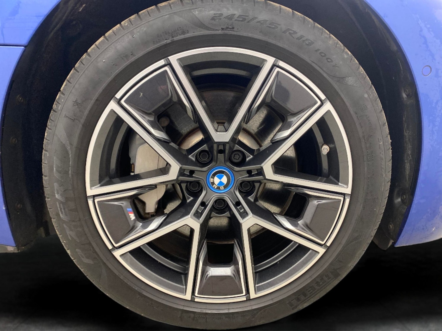 Used BMW i4 2023 for sale - 77763236: Photo 18