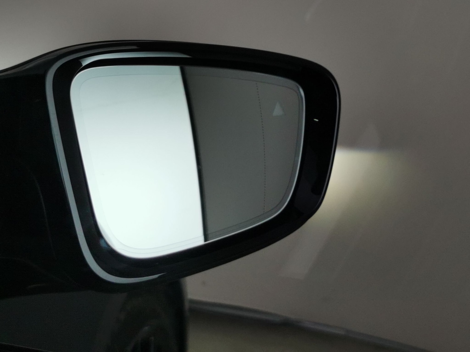 Used BMW i4 2022 for sale - 77058039: Photo 32