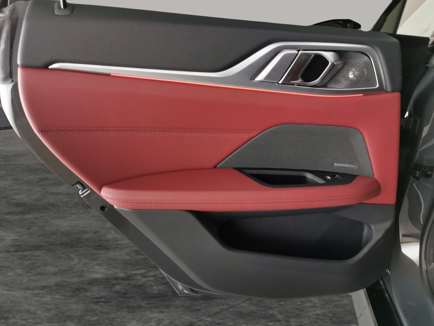 Used BMW i4 2022 for sale - 77058039: Photo 40