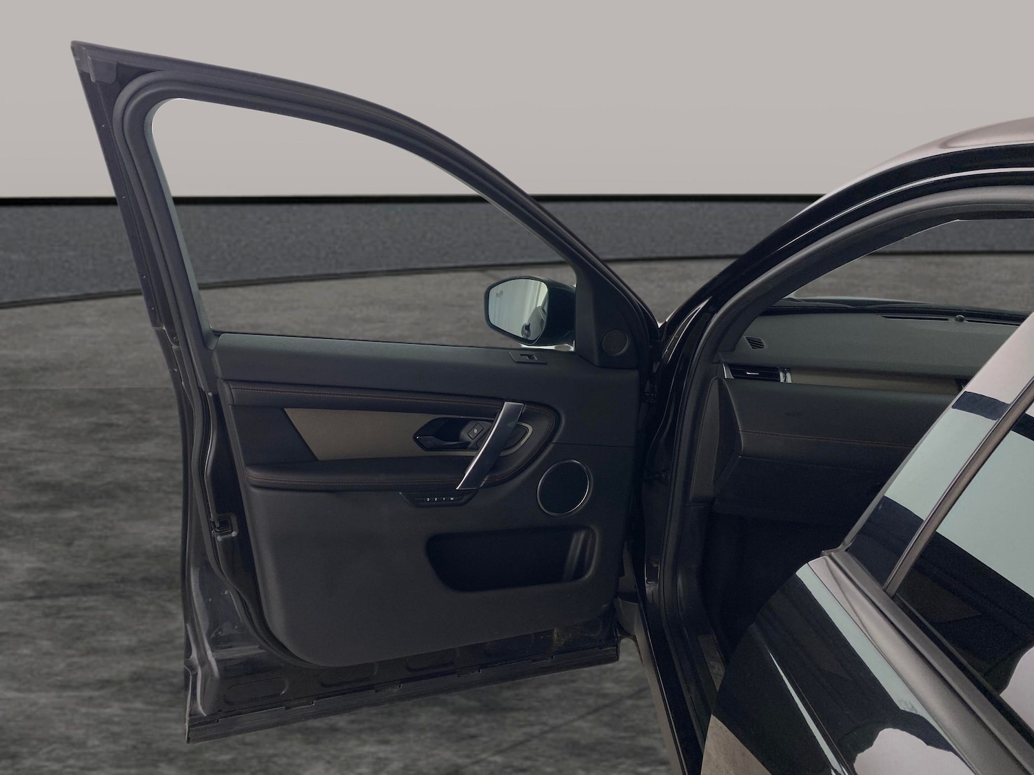 Used Land Rover Discovery Sport 2020 for sale - 77568118: Photo 25