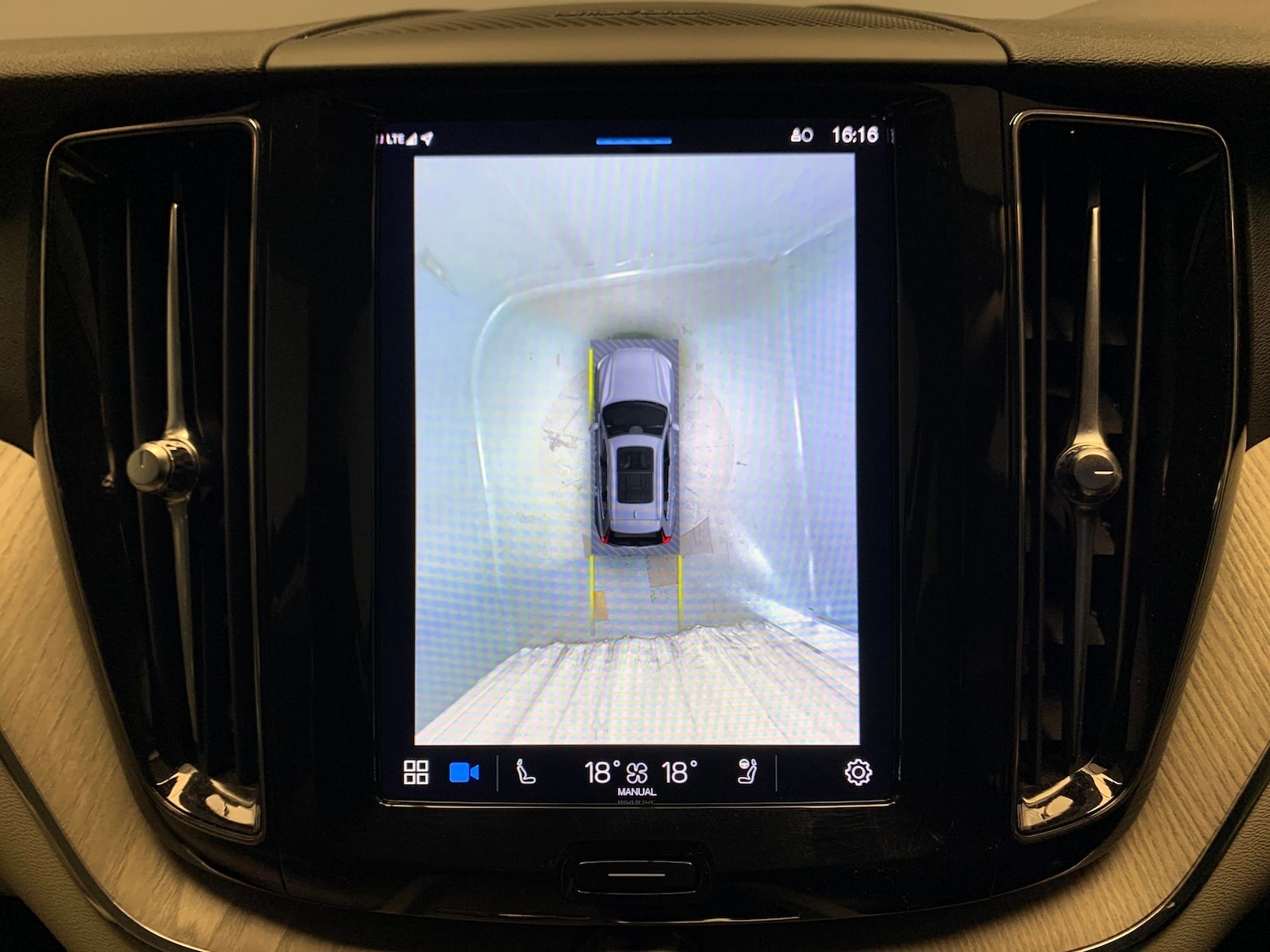 Used Volvo XC60 2022 for sale - 76445248: Photo 7