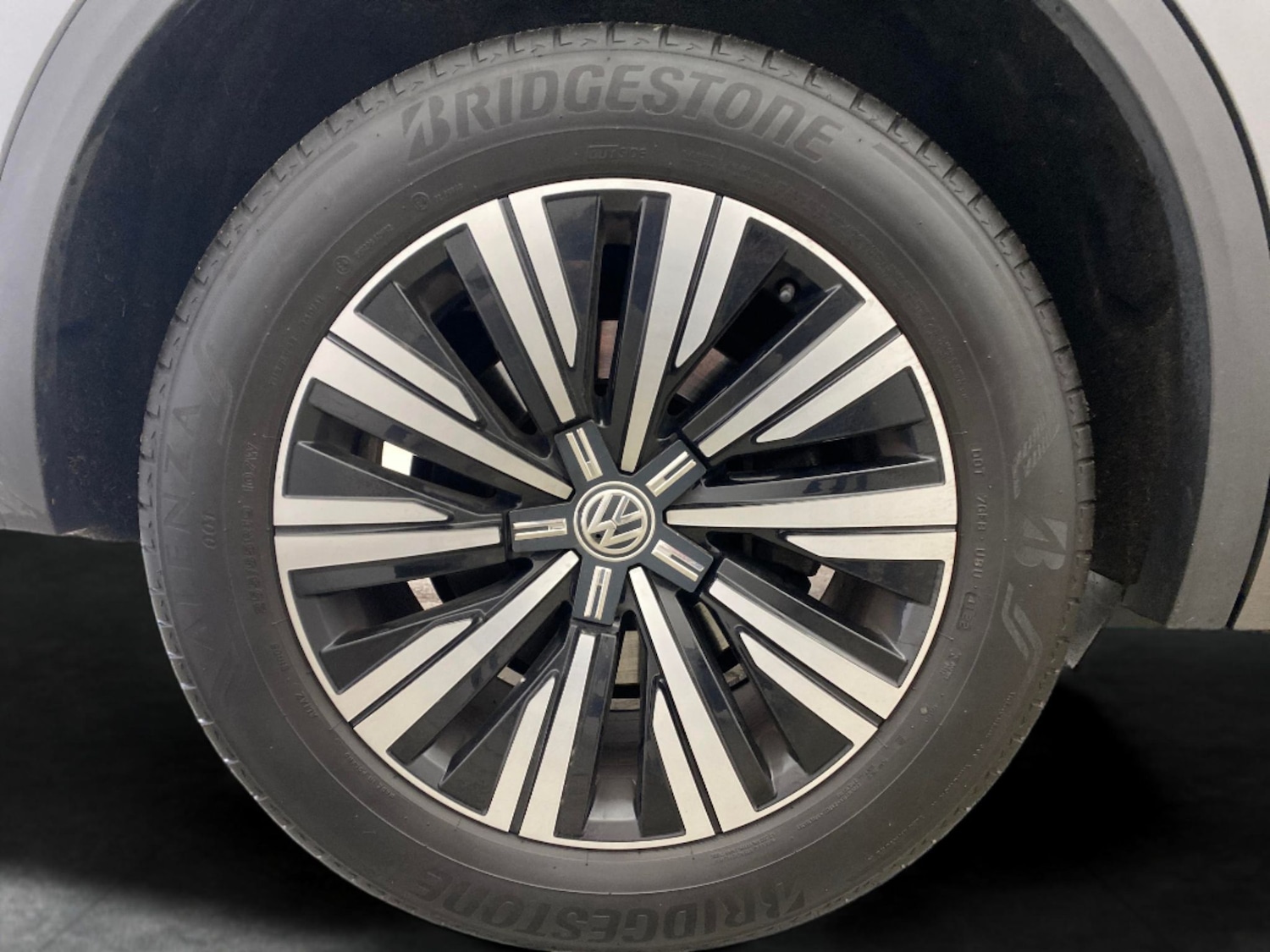 Used Volkswagen Touareg 2020 for sale - 77701783: Photo 23