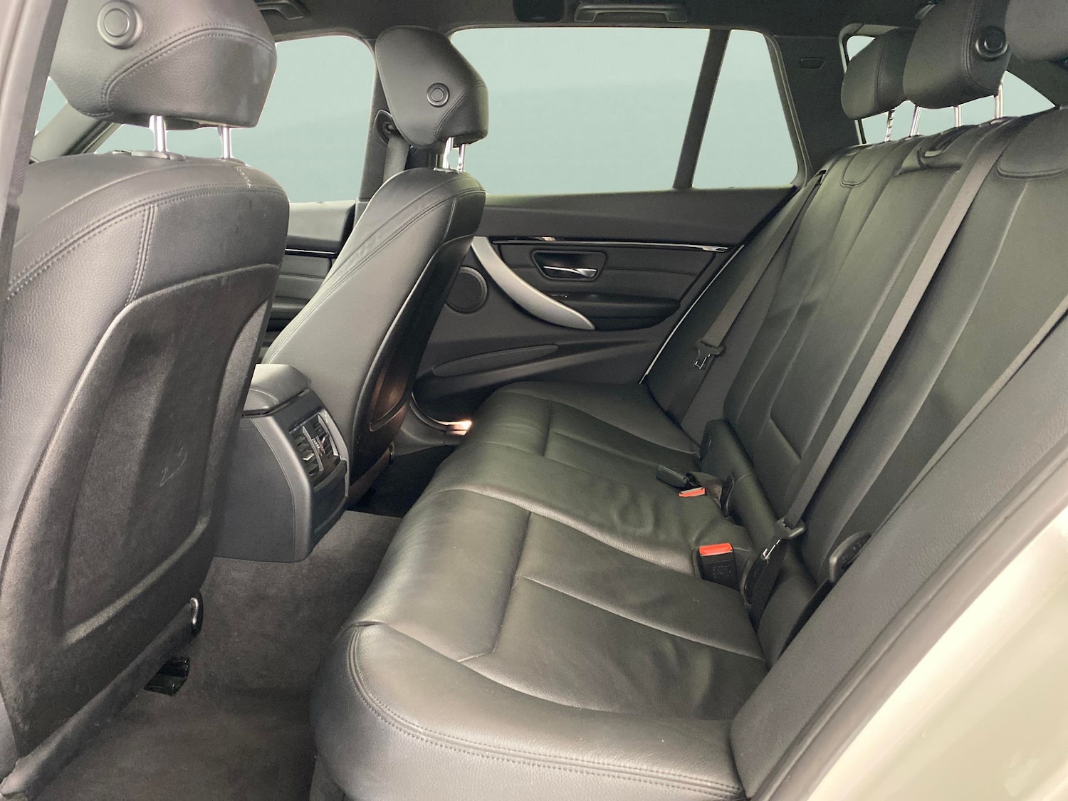 Used BMW 3 Series 2018 for sale - 76627647: Photo 25