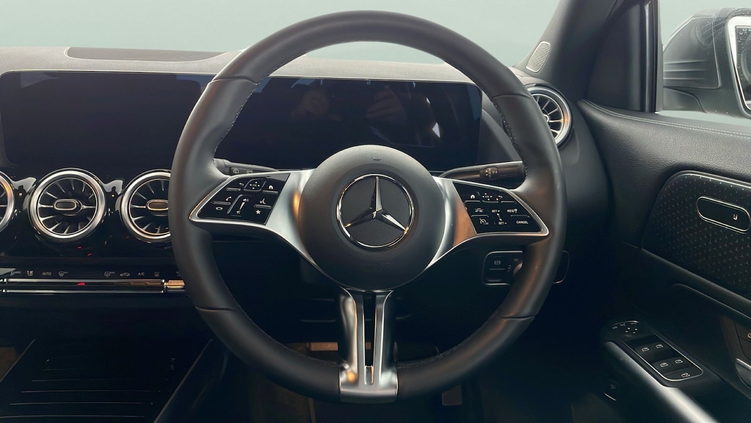 Used Mercedes-Benz EQA 2024 for sale - 76428502: Photo 31