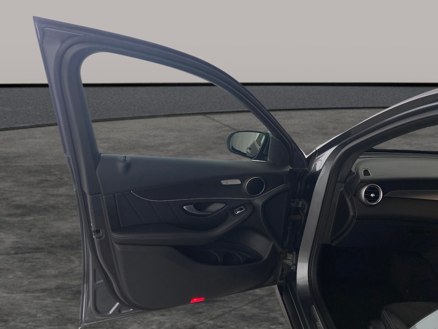 Used Mercedes-Benz GLC 2020 for sale - 77031811: Photo 24