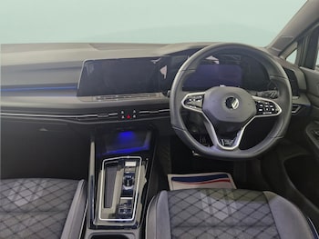 Used Volkswagen Golf 2023 for sale - 78247631: Photo