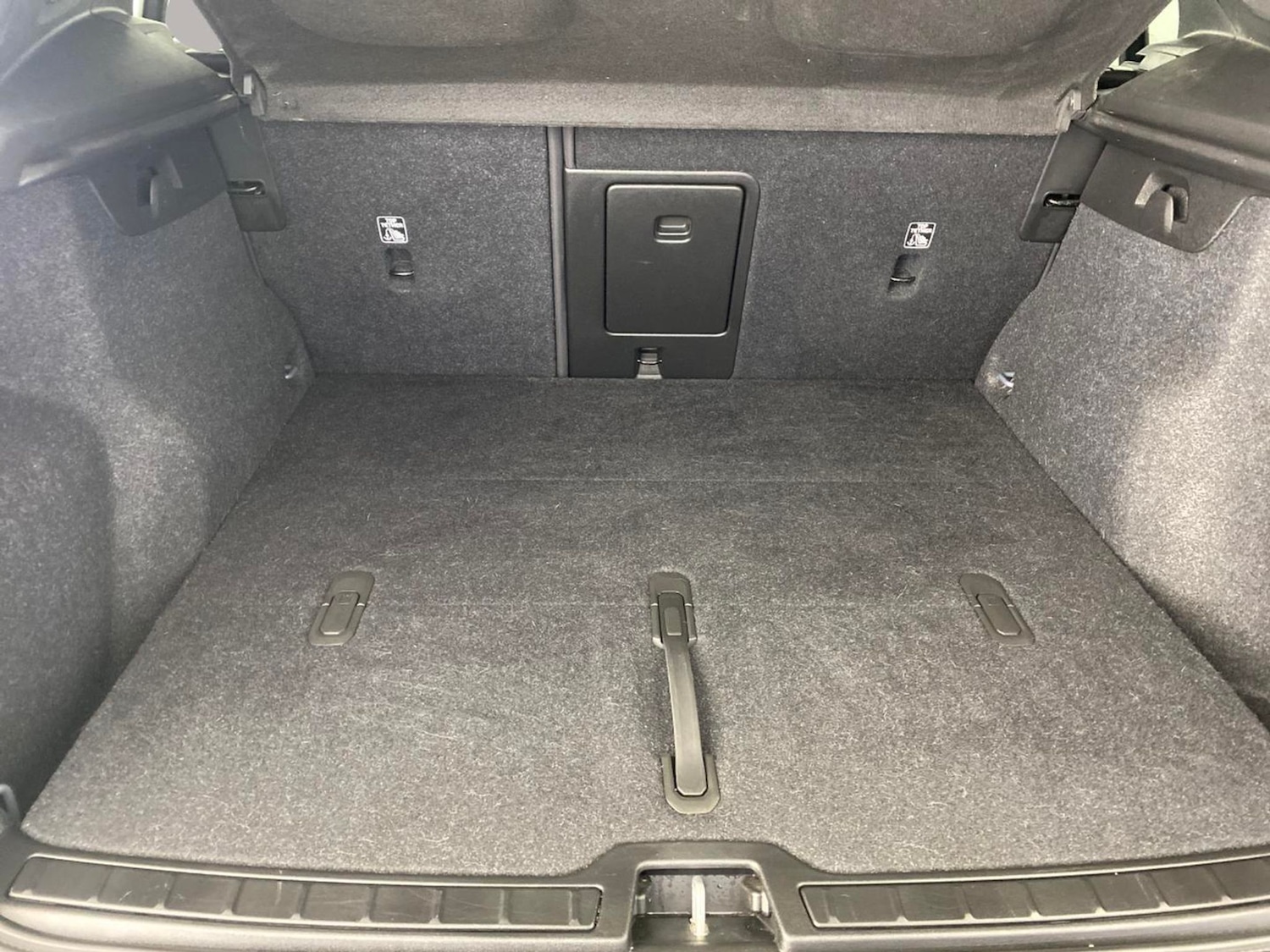 Used Volvo XC40 2022 for sale - 76344770: Photo 12