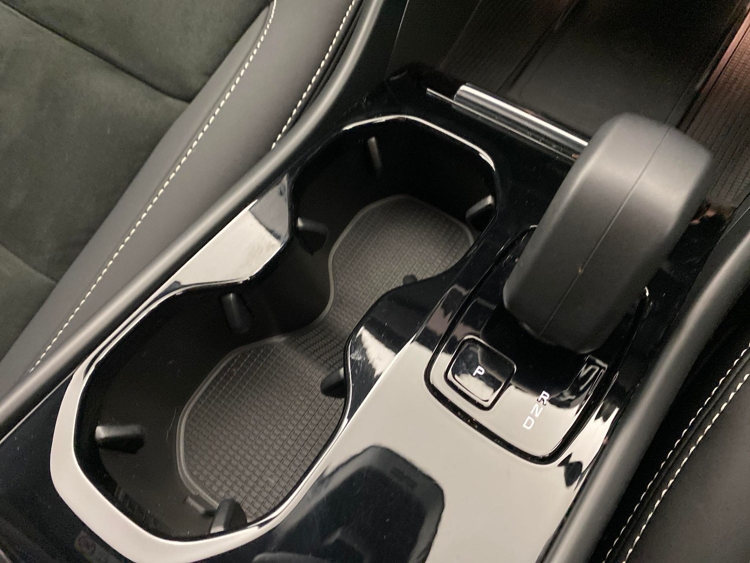 Used Volvo XC40 2022 for sale - 76344770: Photo 27