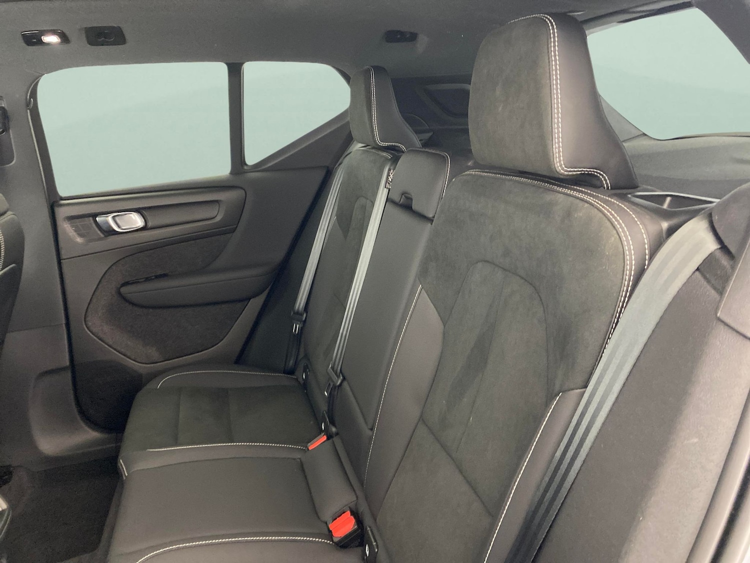 Used Volvo XC40 2022 for sale - 76344770: Photo 38