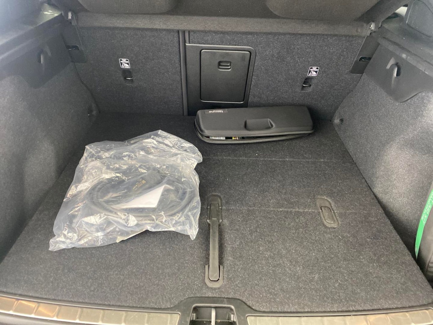 Used Volvo C40 2023 for sale - 78015027: Photo 9