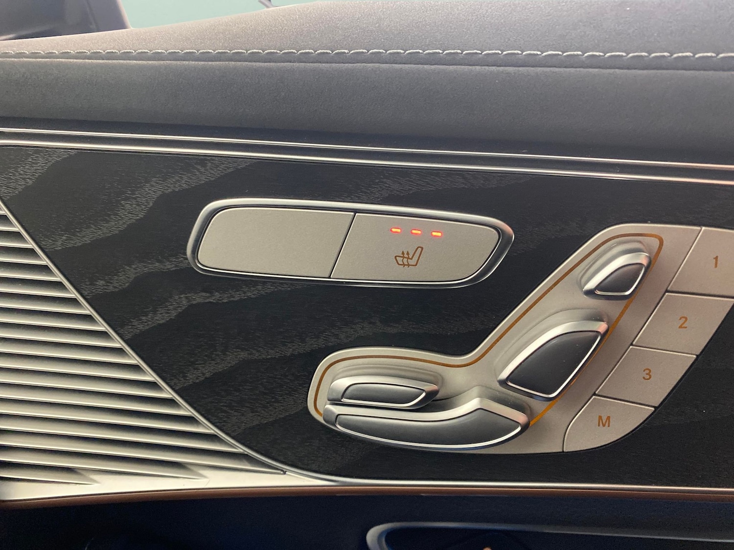 Used Mercedes-Benz EQC 2022 for sale - 77934690: Photo 19