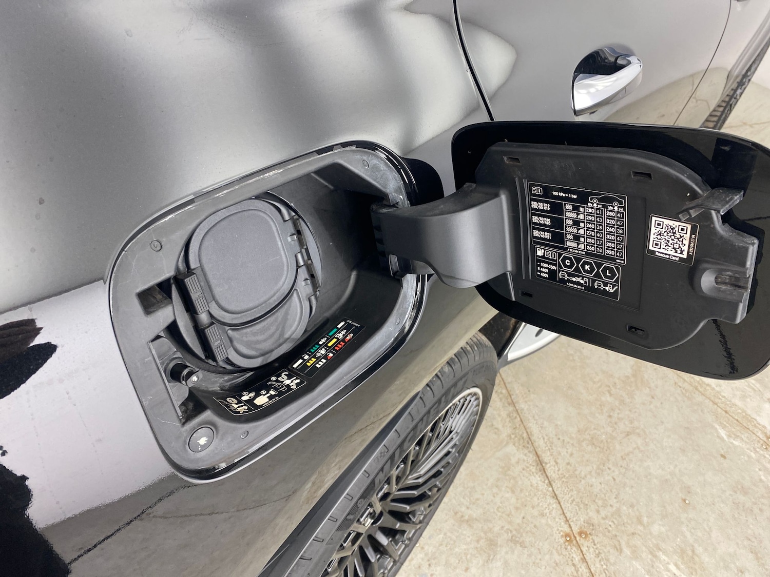 Used Mercedes-Benz EQC 2022 for sale - 77934690: Photo 26