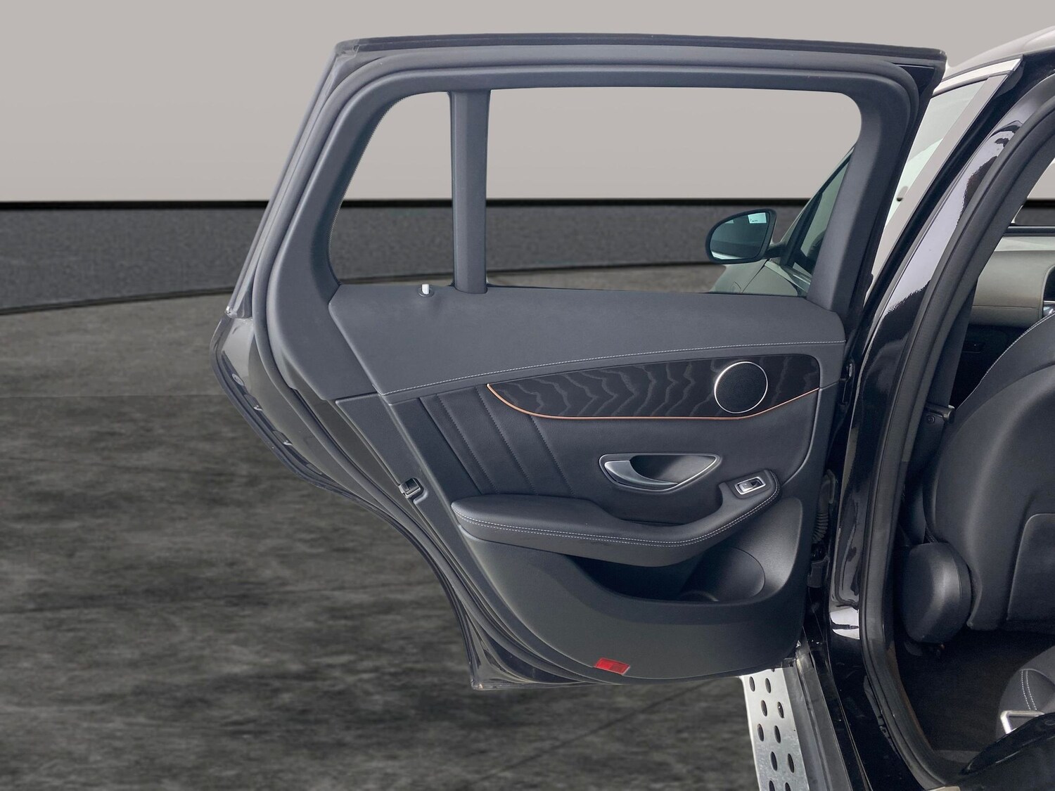 Used Mercedes-Benz EQC 2022 for sale - 77934690: Photo 28