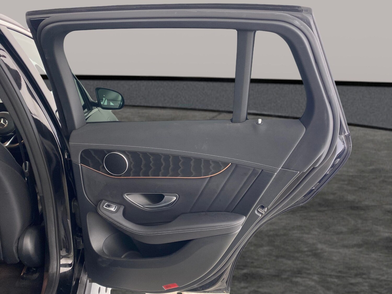 Used Mercedes-Benz EQC 2022 for sale - 77934690: Photo 30