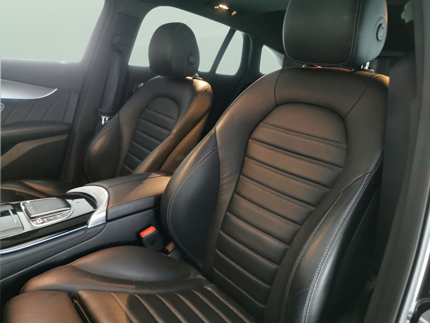 Used Mercedes-Benz EQC 2021 for sale - 76928411: Photo 8