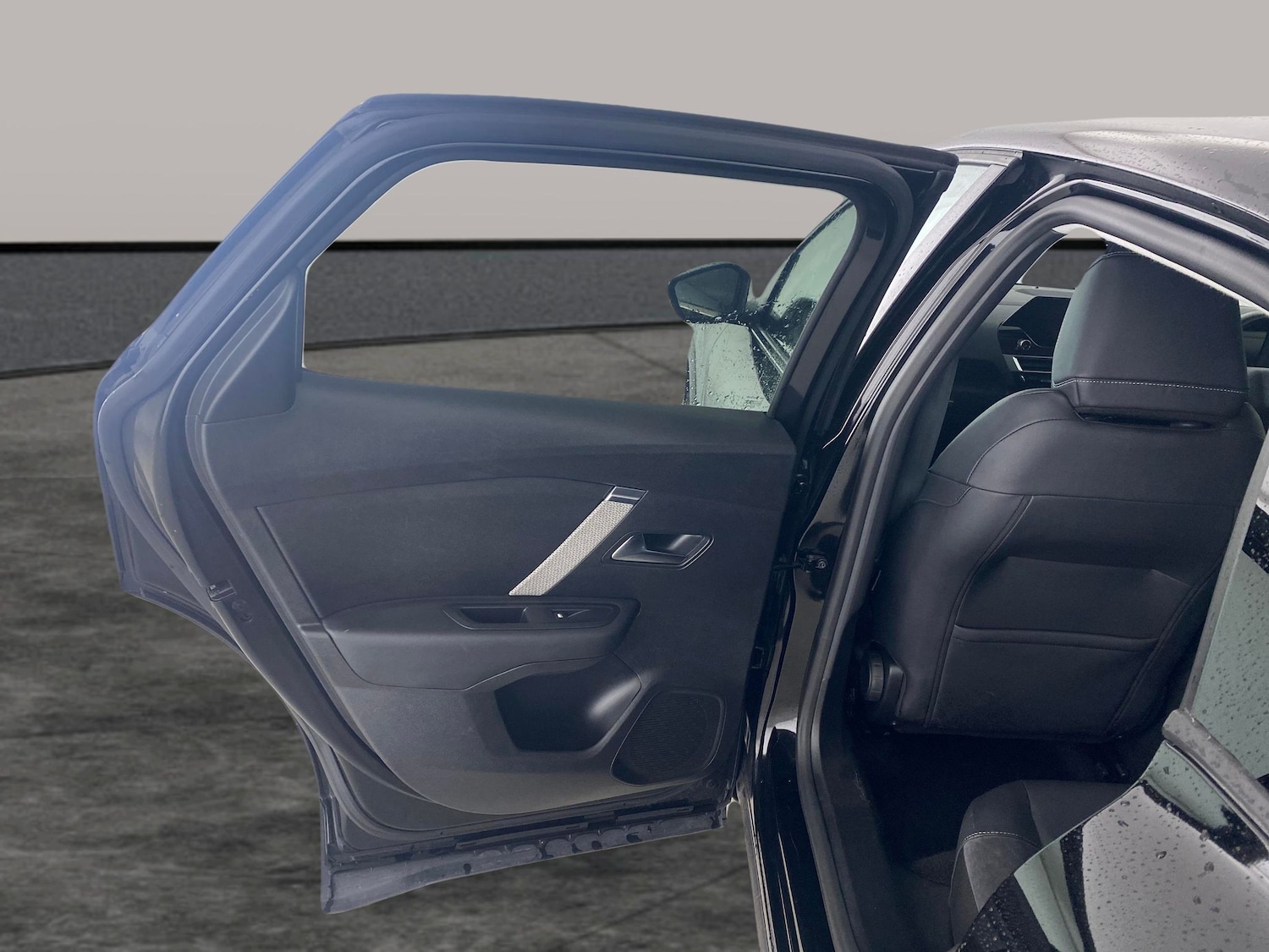 Used Citroen C4 2023 for sale - 77003057: Photo 24