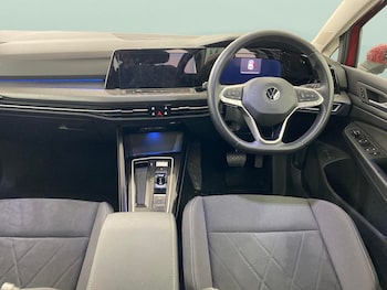 Used Volkswagen Golf 2023 for sale - 77493090: Photo