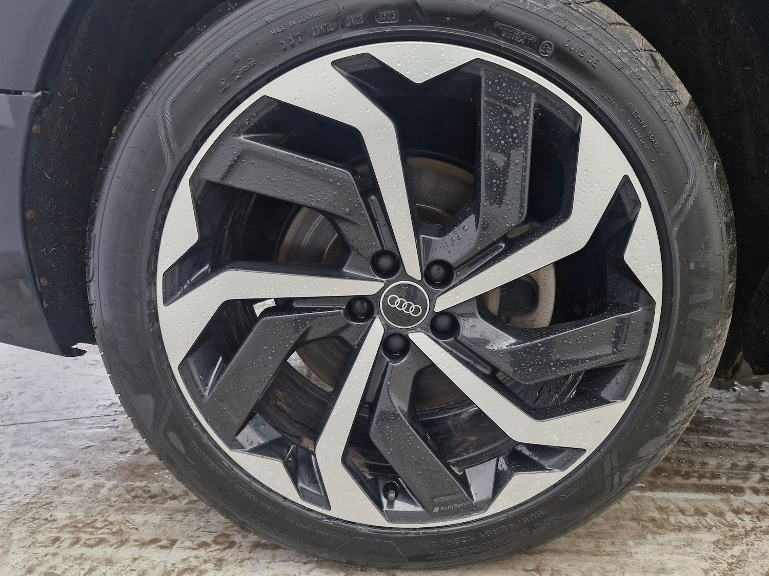 Used Audi e-tron 2022 for sale - 77542968: Photo 24