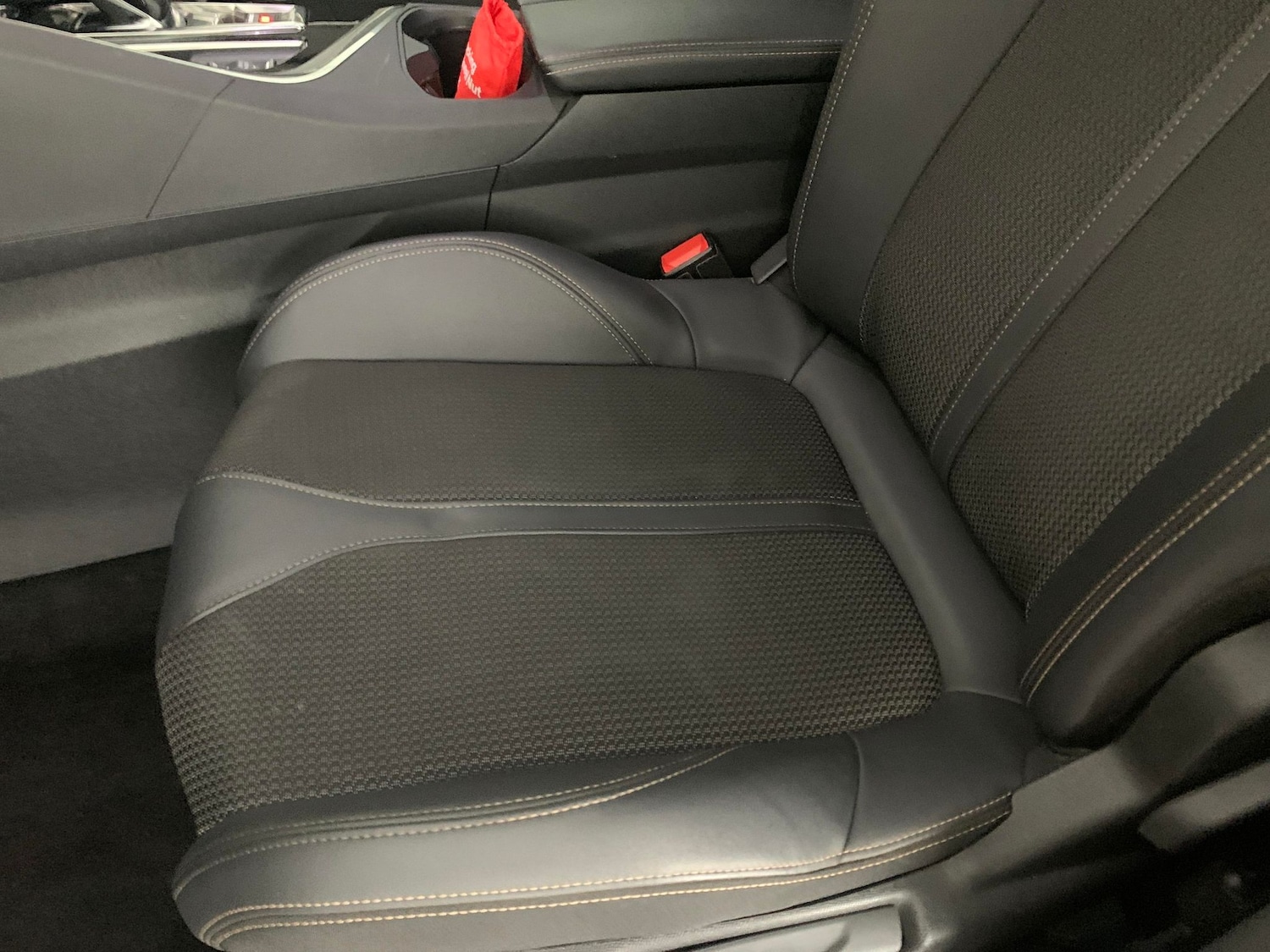 Used Peugeot 5008 2022 for sale - 76544997: Photo 26