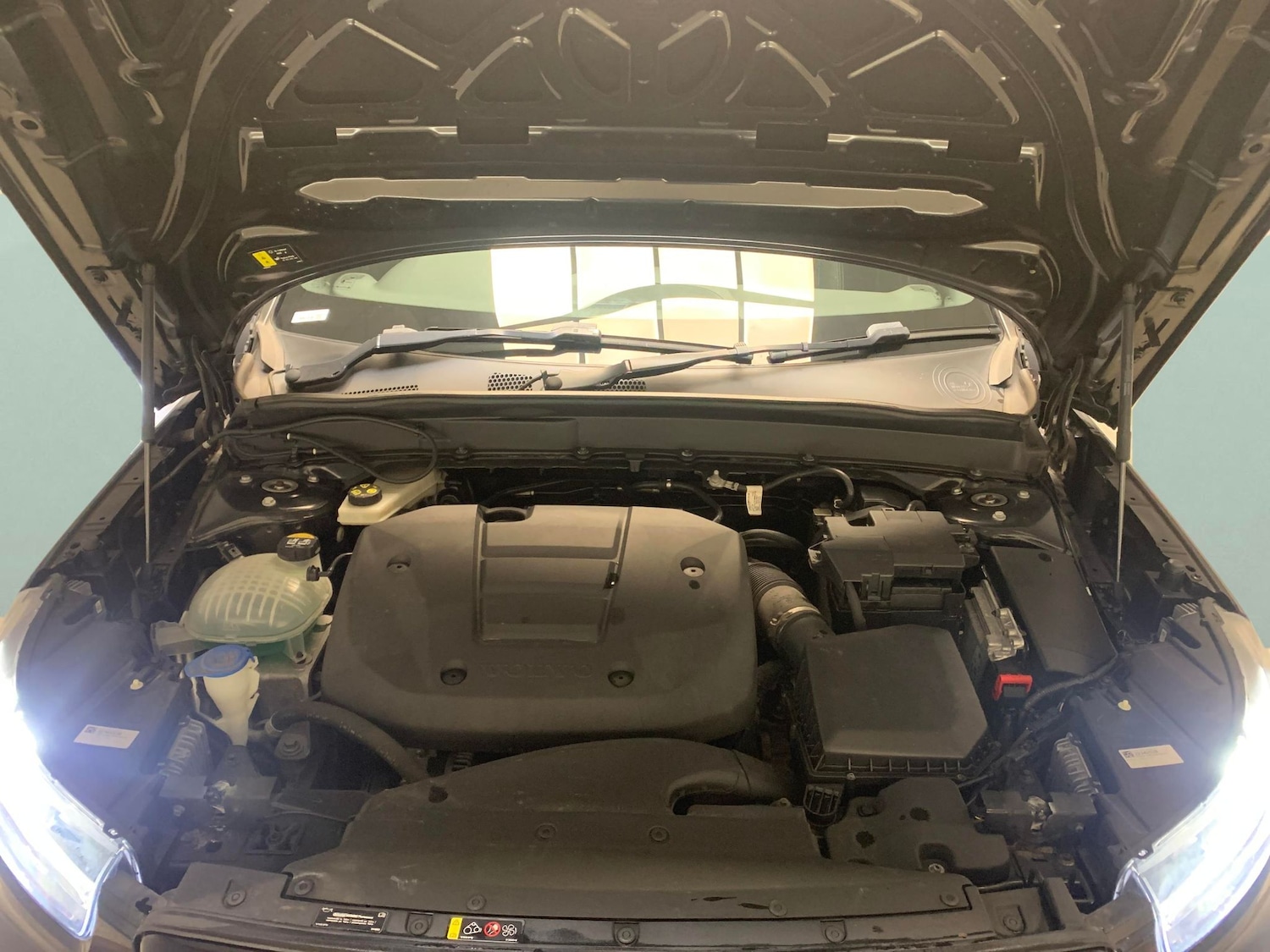 Used Volvo XC40 2021 for sale - 77321485: Photo 30