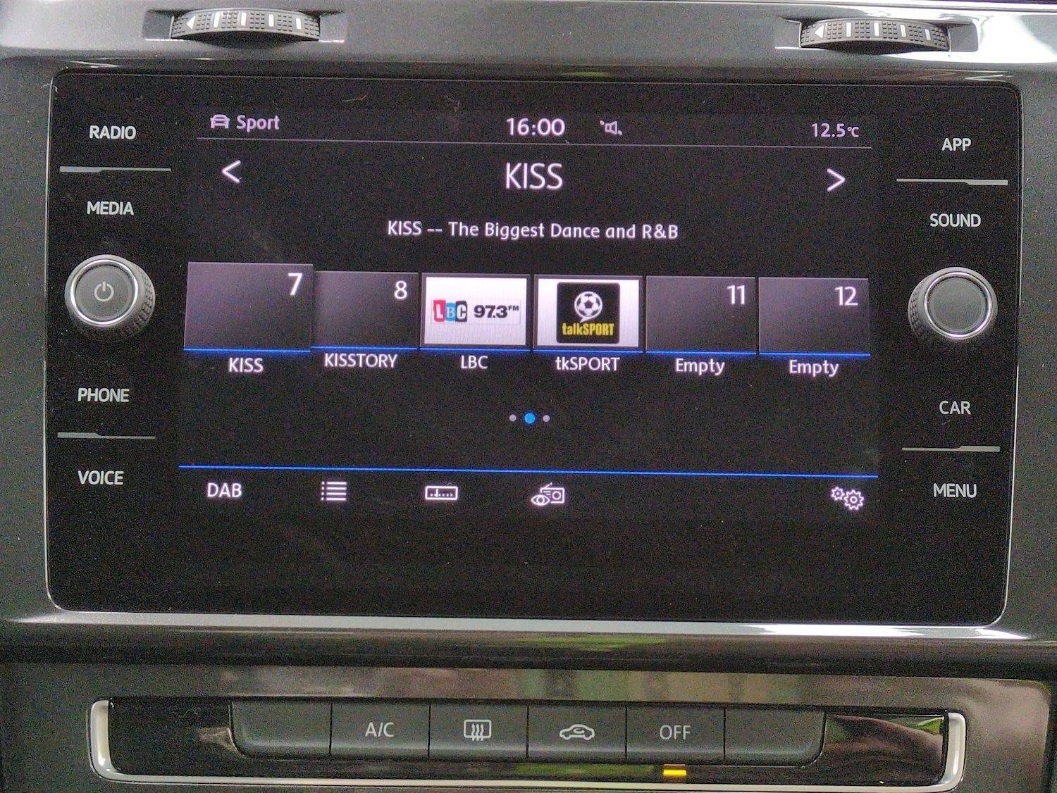 Used Volkswagen Golf 2017 for sale - 76464252: Photo 6