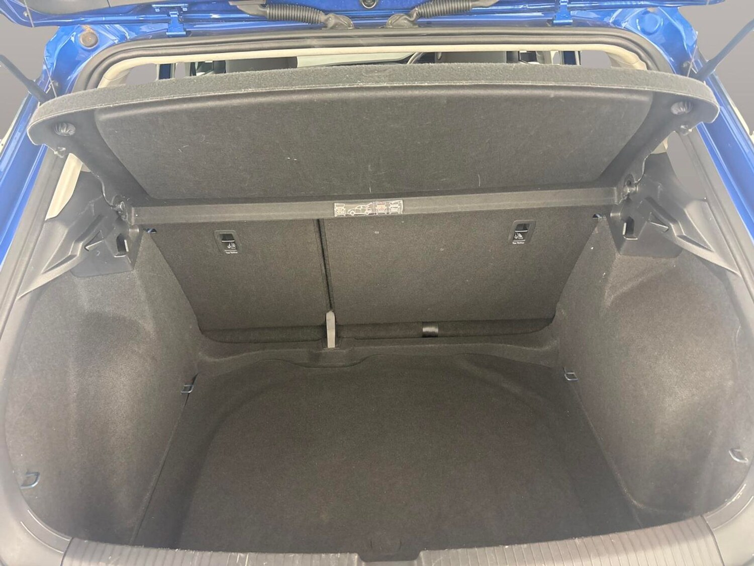 Used Volkswagen T-Roc 2021 for sale - 78207294: Photo 6