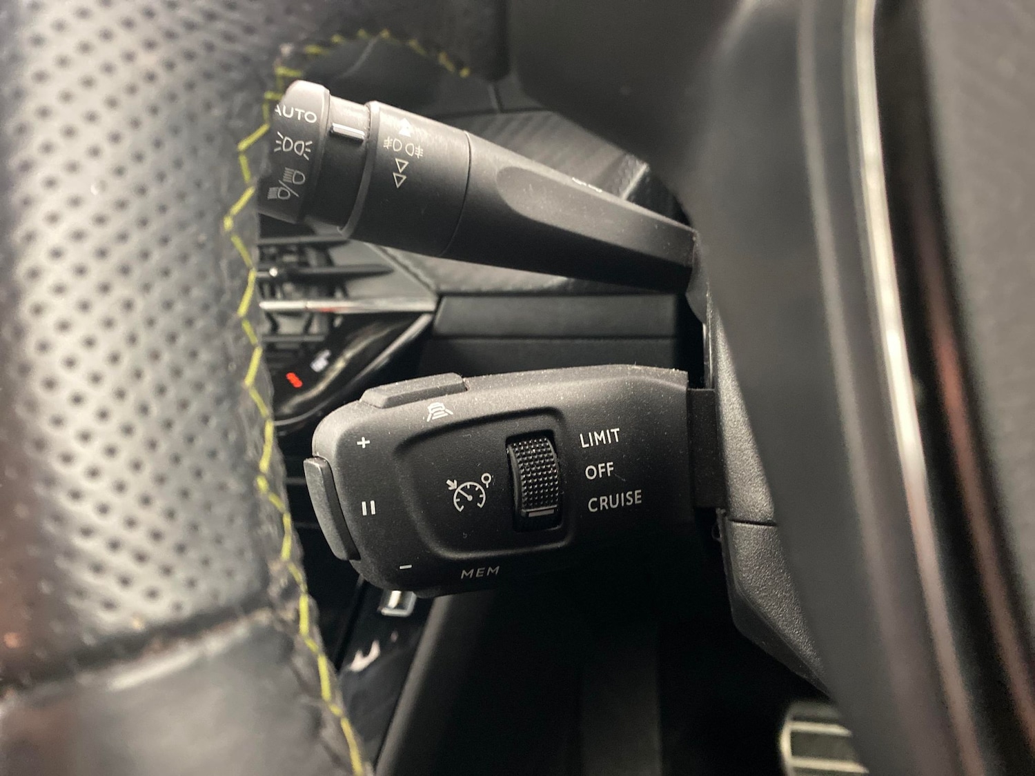 Used Peugeot E-2008 for sale - 78110038: Photo 19