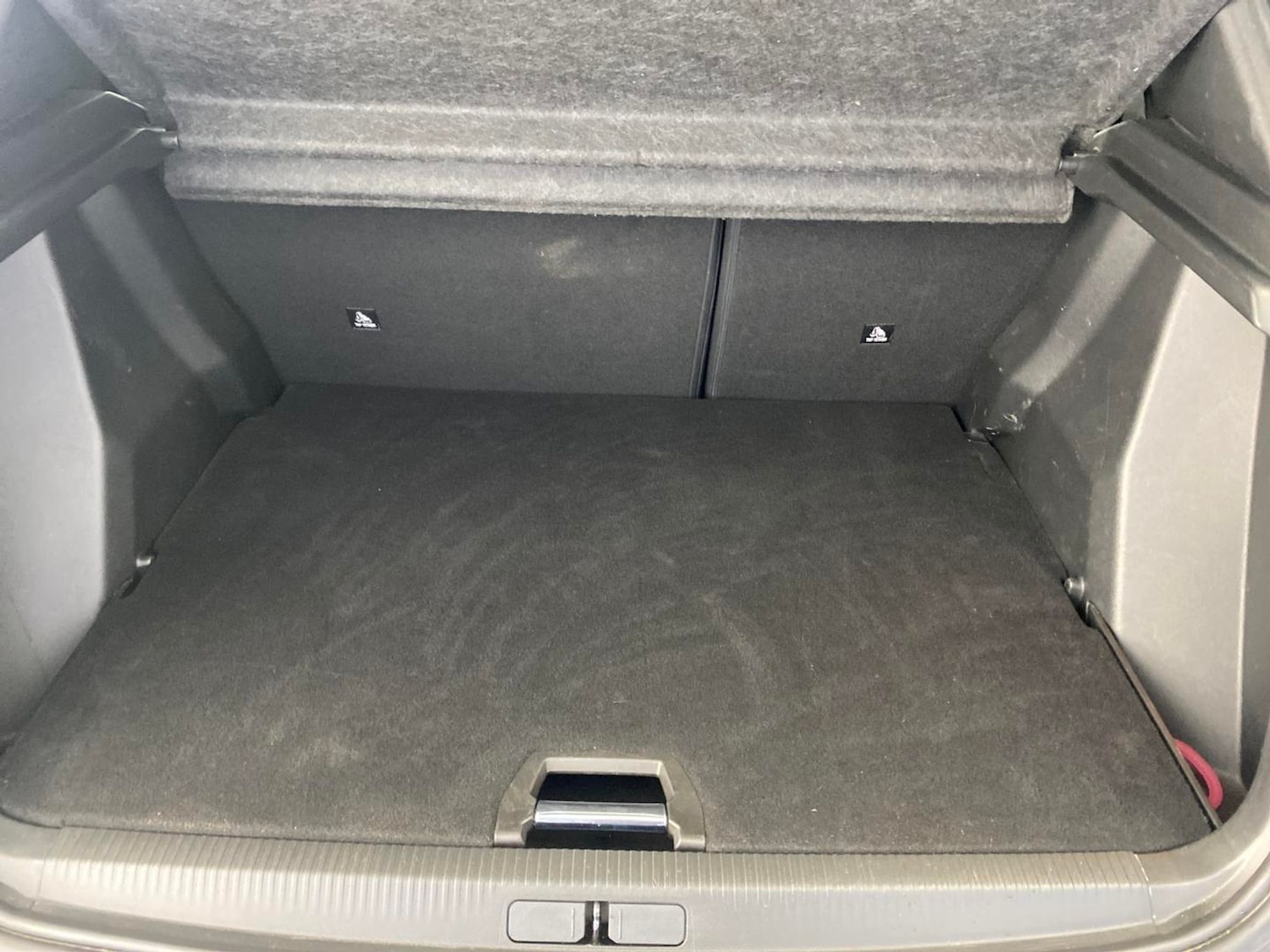 Used Peugeot E-2008 for sale - 78110038: Photo 7