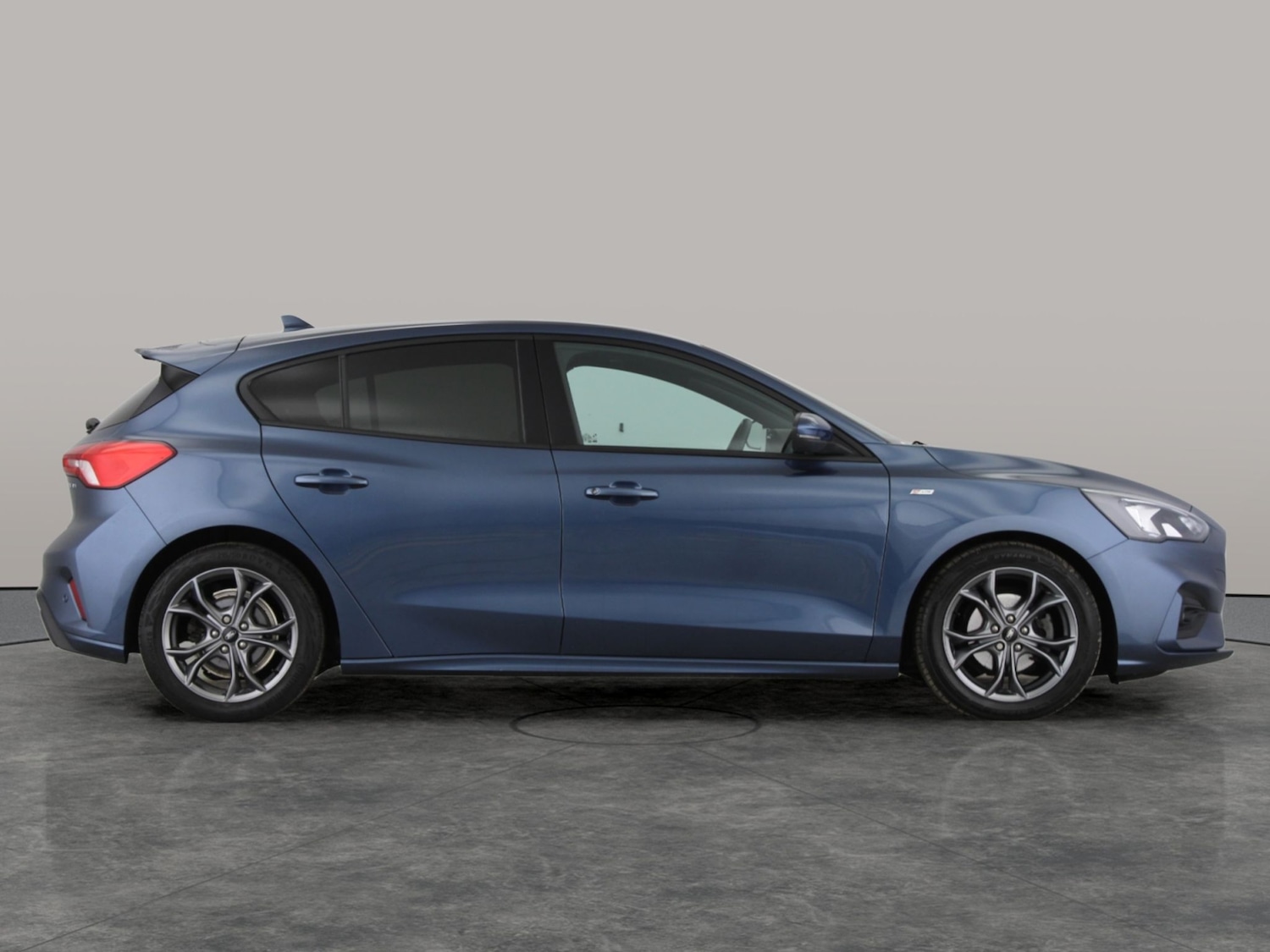 Used Ford Focus 2021 for sale - 76505410: Photo 9