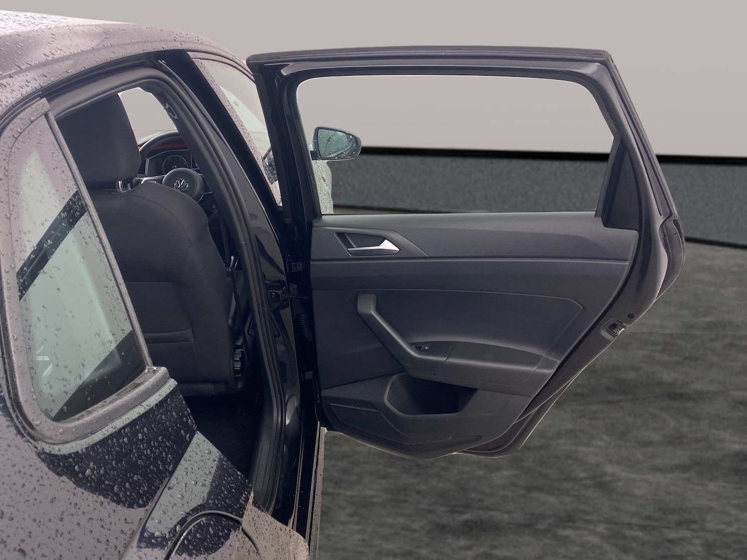 Used Volkswagen Polo 2019 for sale - 76882223: Photo 5