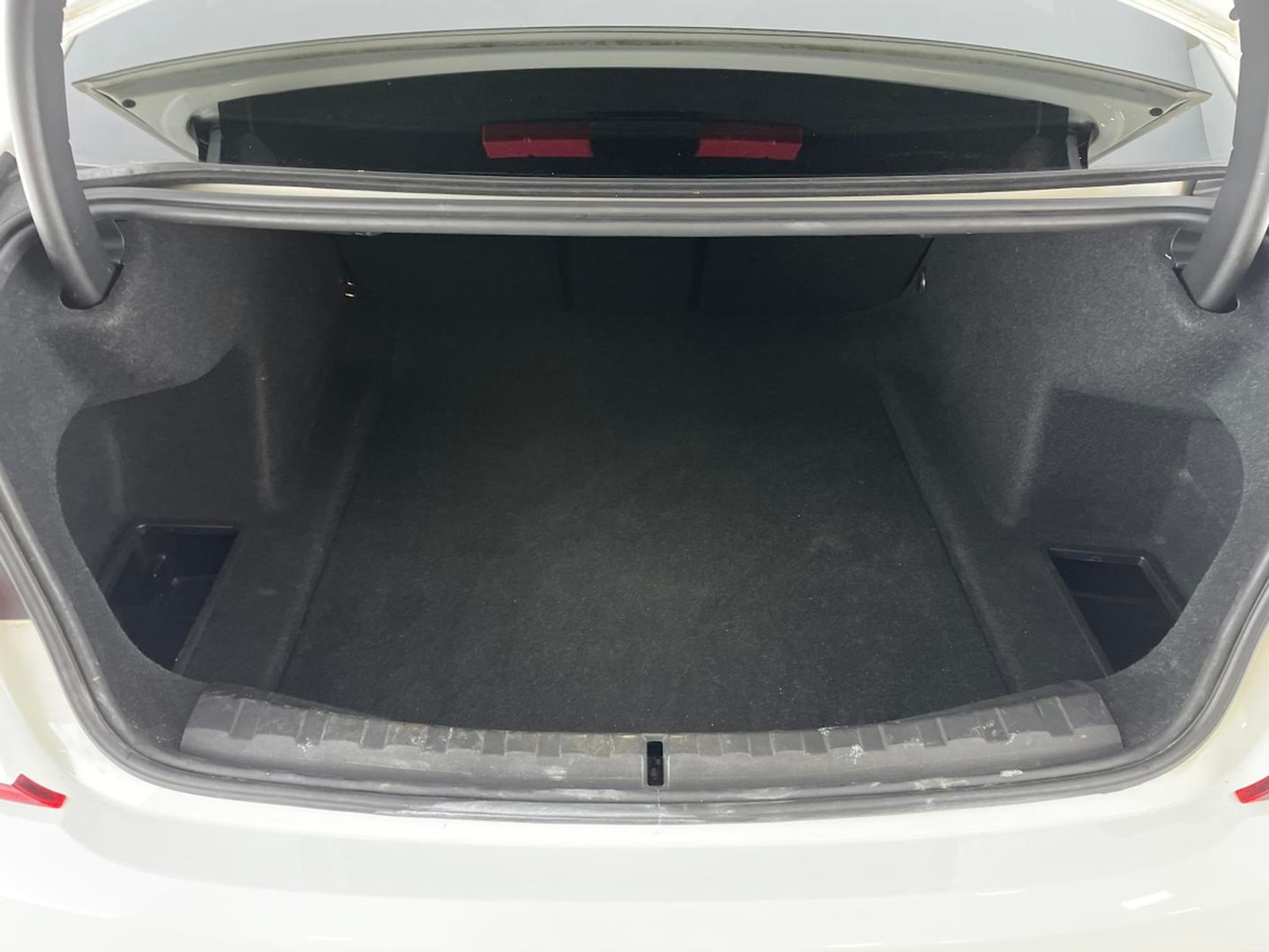 Used BMW 3 Series 2019 for sale - 76691796: Photo 39