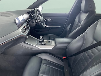 Used BMW 3 Series 2019 for sale - 76691796: Photo