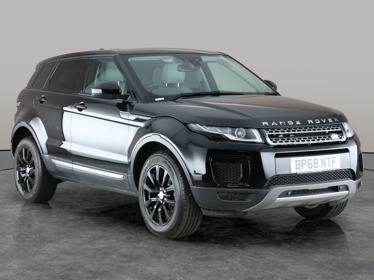 Used Land Rover Range Rover Evoque 2019 for sale - 77149055: Photo 8