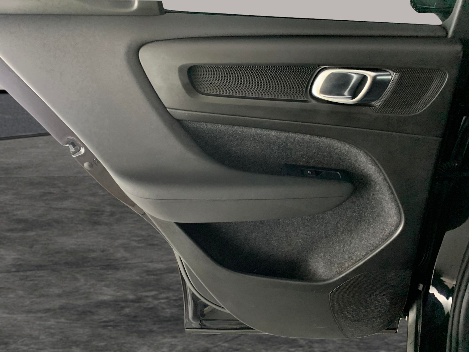 Used Volvo XC40 2022 for sale - 76413127: Photo 31