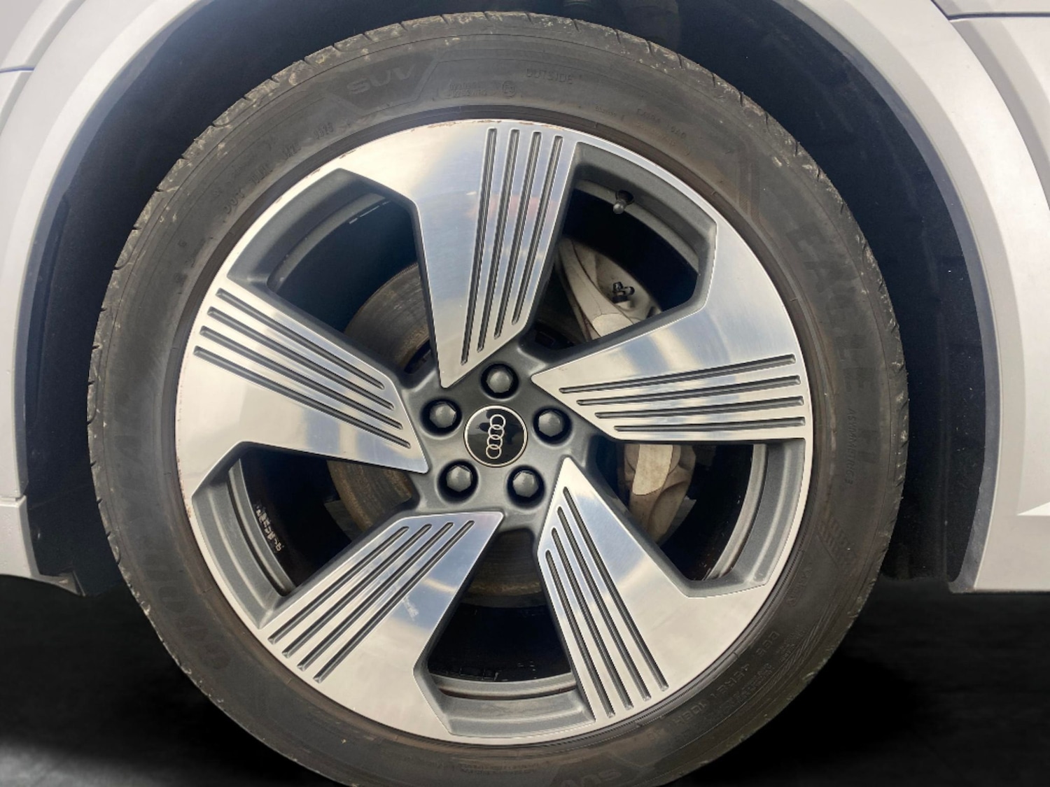 Used Audi e-tron 2023 for sale - 77248437: Photo 20