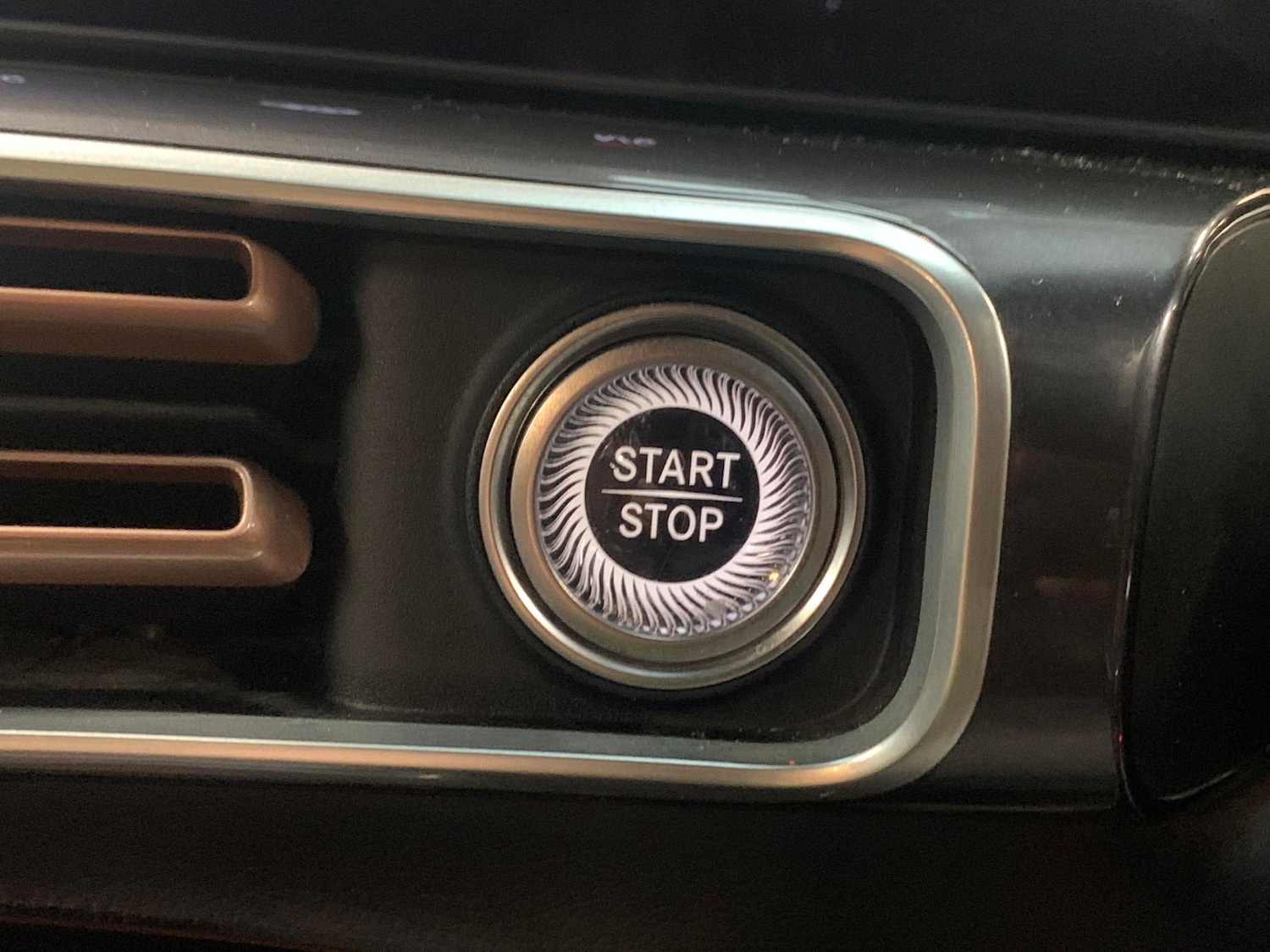 Used Mercedes-Benz EQC 2022 for sale - 76682140: Photo 20