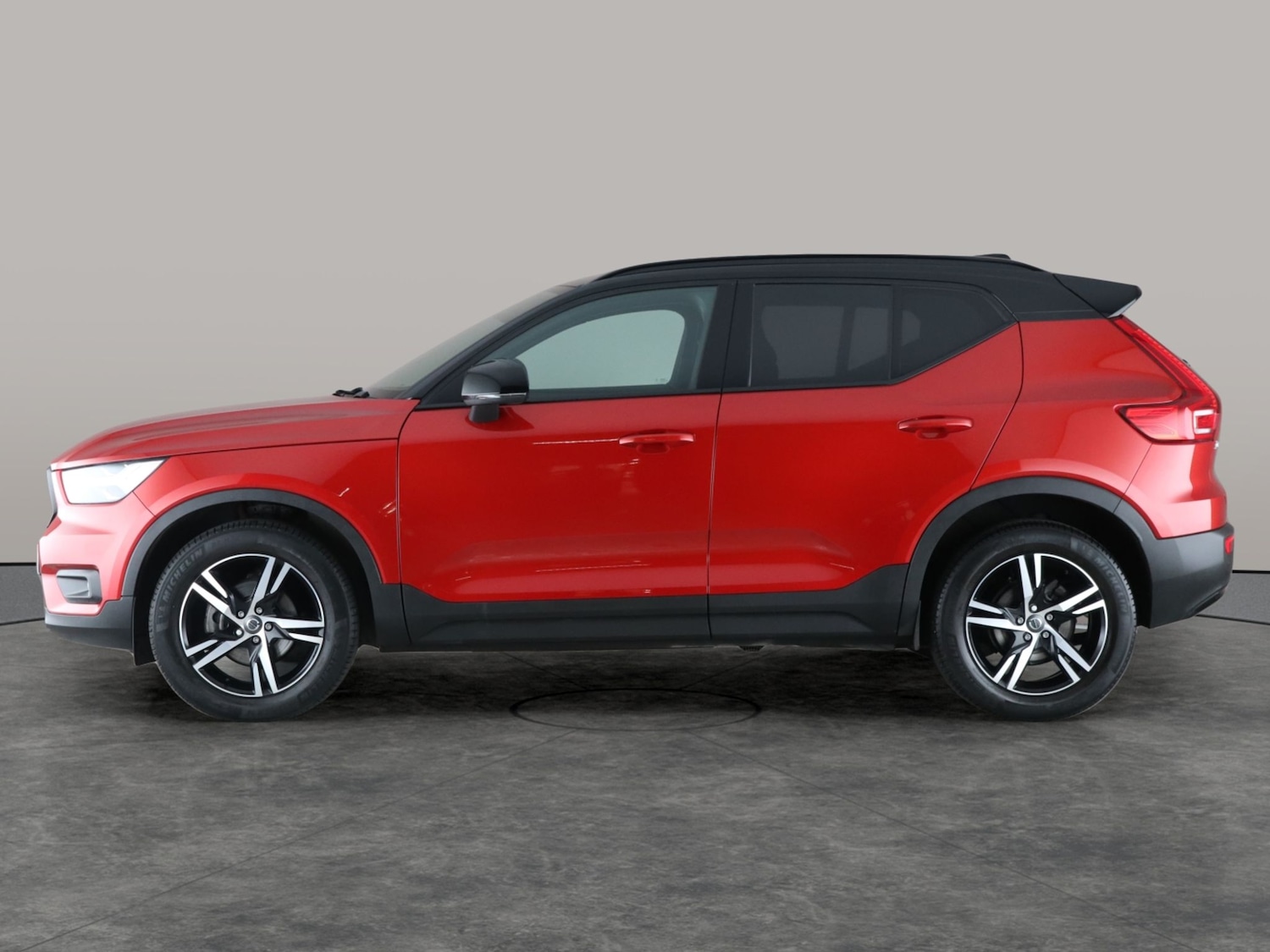 Used Volvo XC40 2020 for sale - 76587843: Photo 13
