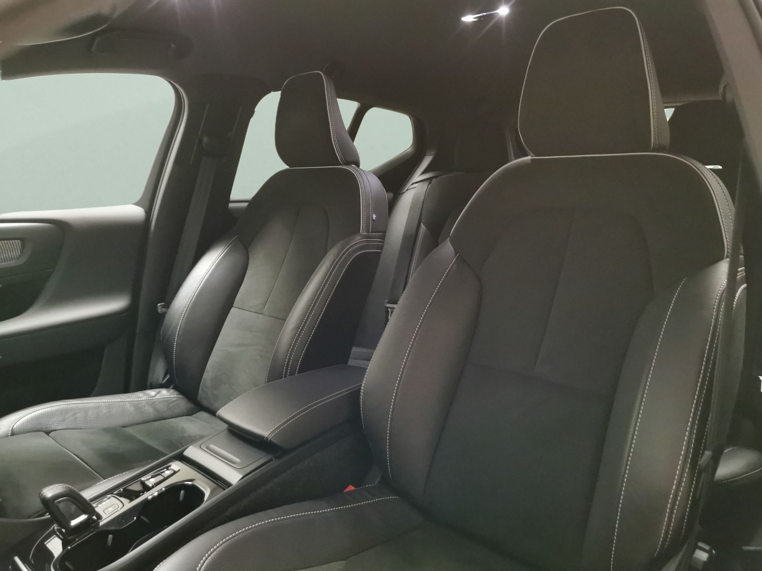 Used Volvo XC40 2020 for sale - 76587843: Photo 14