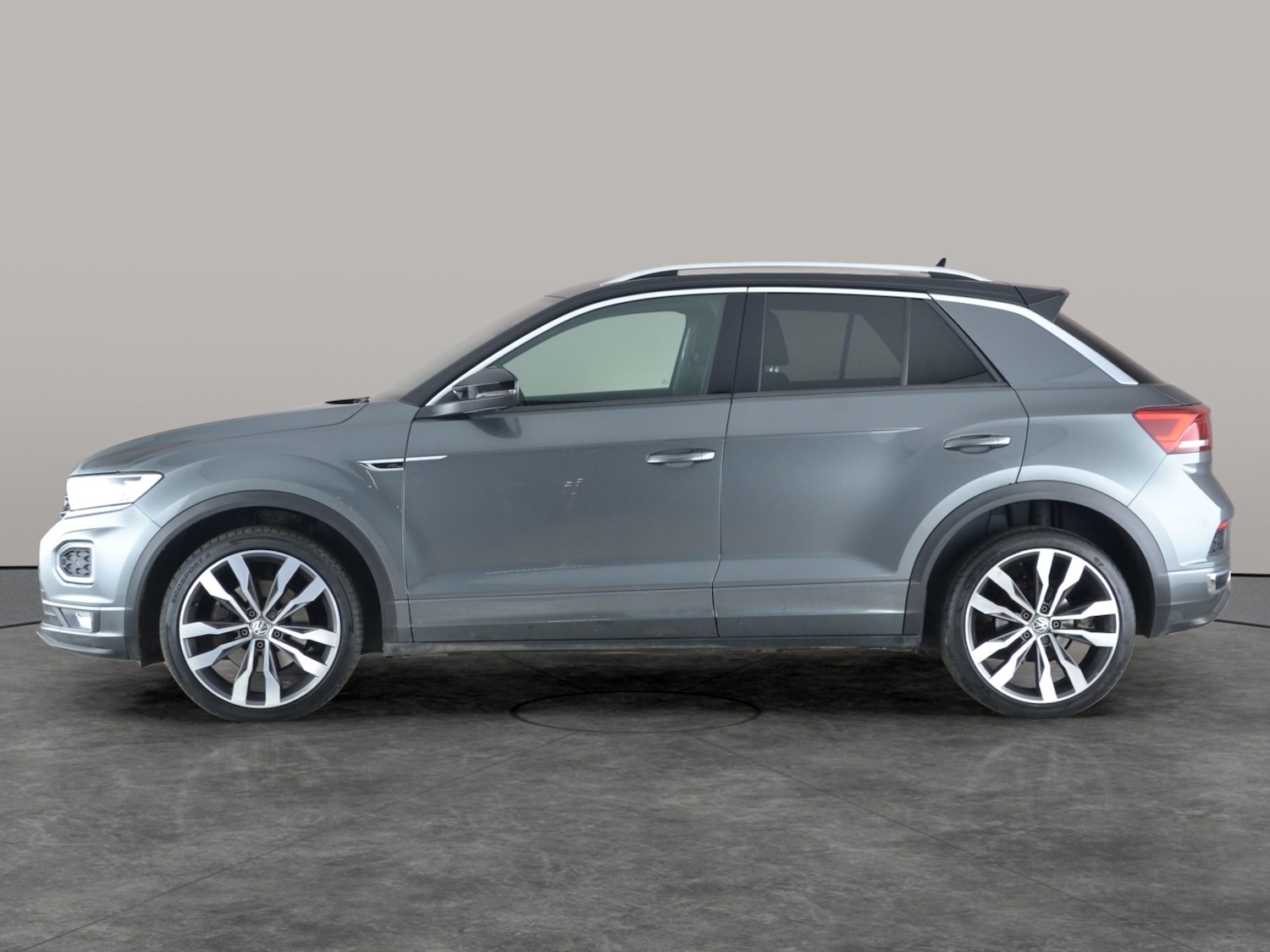 Used Volkswagen T-Roc 2019 for sale - 77180411: Photo 12