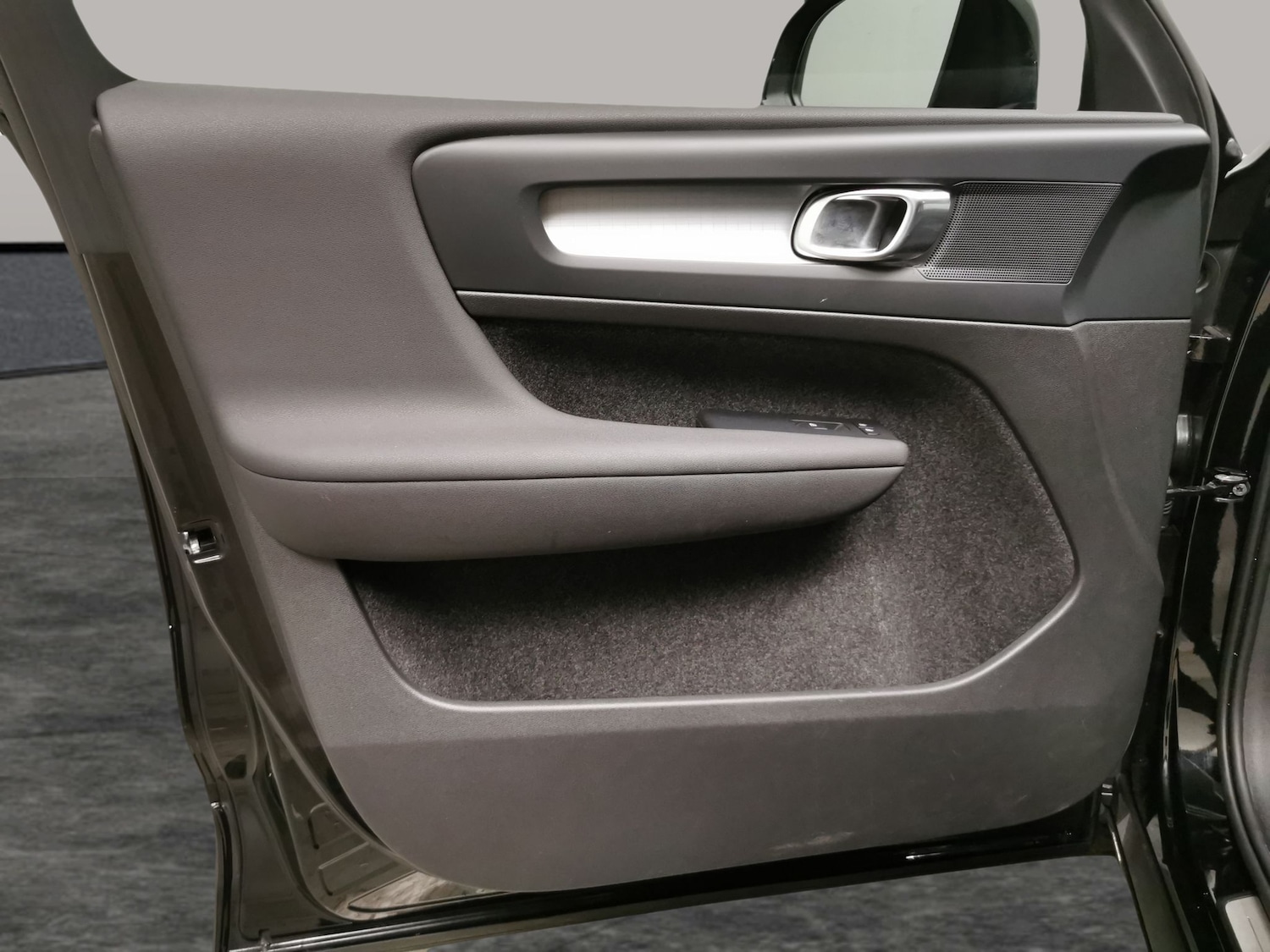 Used Volvo XC40 2022 for sale - 77235713: Photo 25