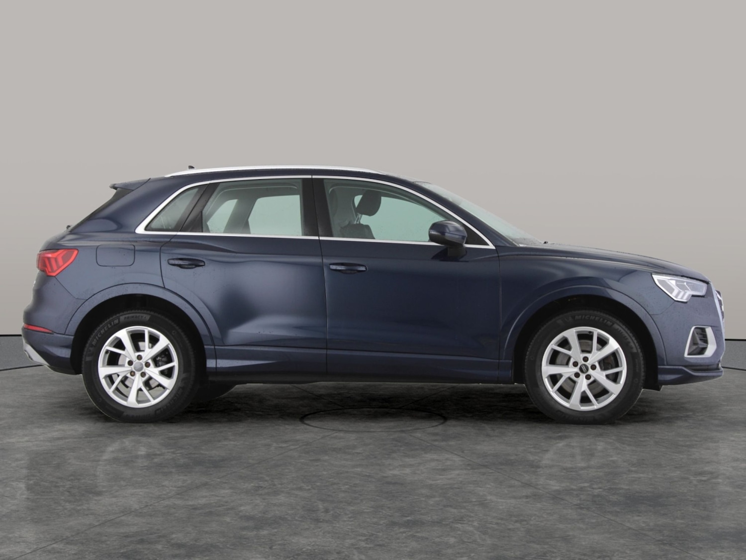 Used Audi Q3 2019 for sale - 76128682: Photo 10