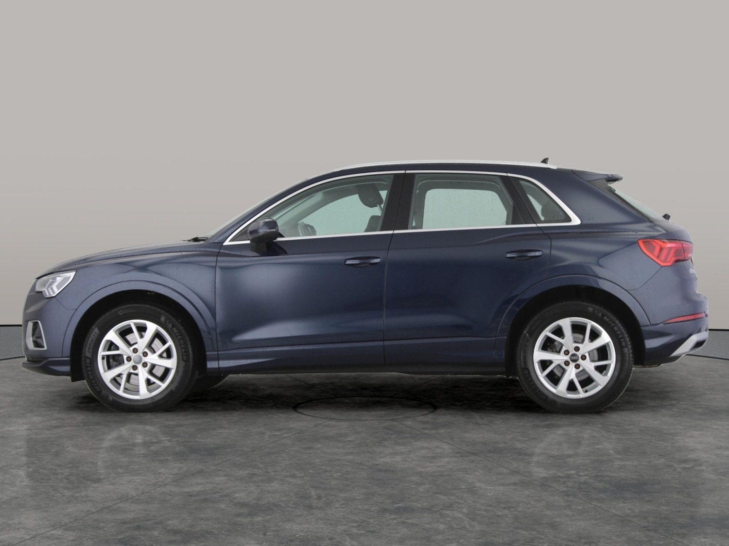 Used Audi Q3 2019 for sale - 76128682: Photo 15