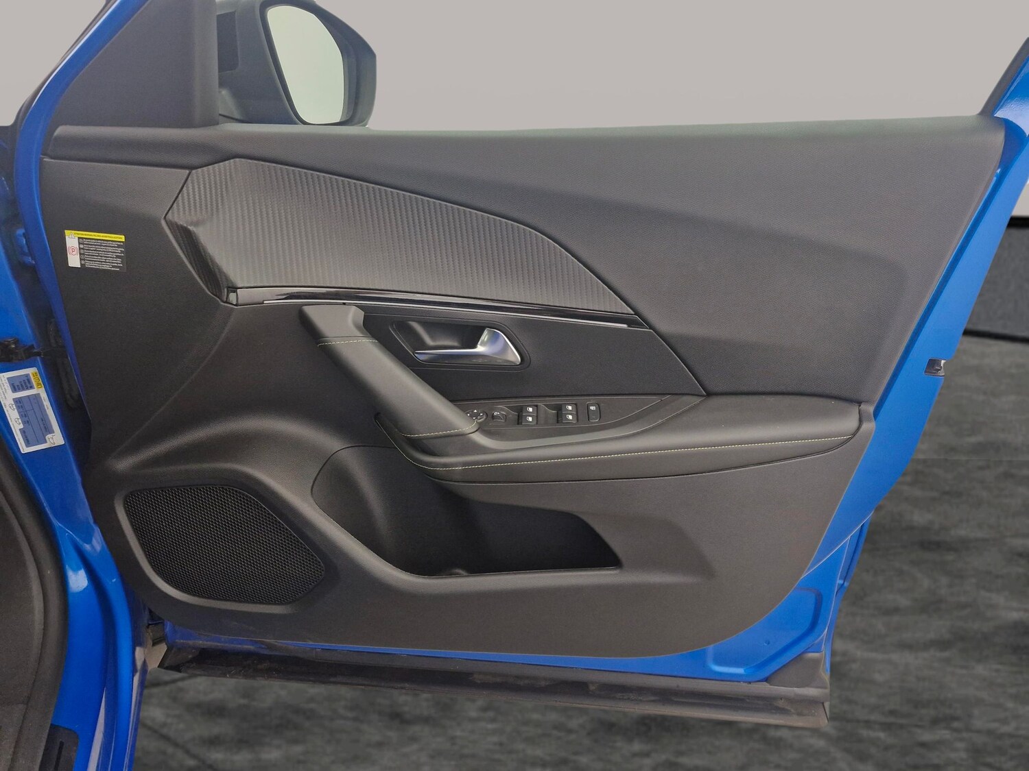 Used Peugeot 2008 2023 for sale - 78159651: Photo 30