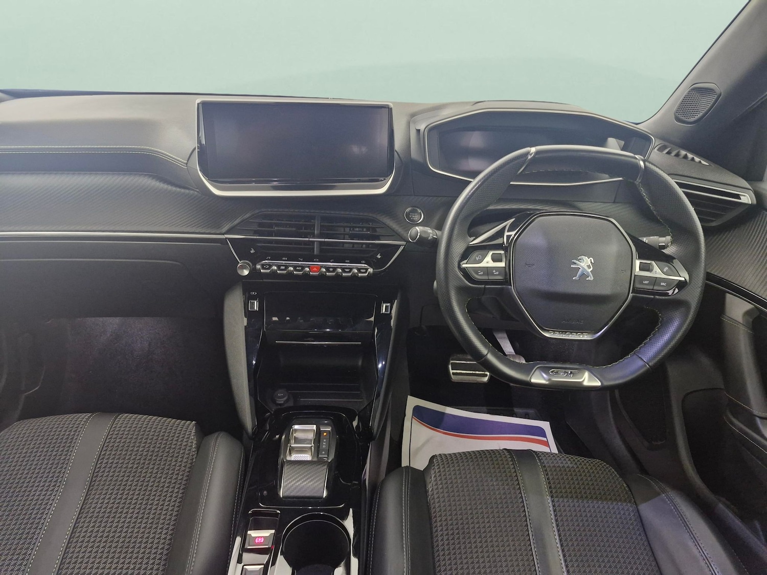 Used Peugeot 2008 2023 for sale - 78159651: Photo 4