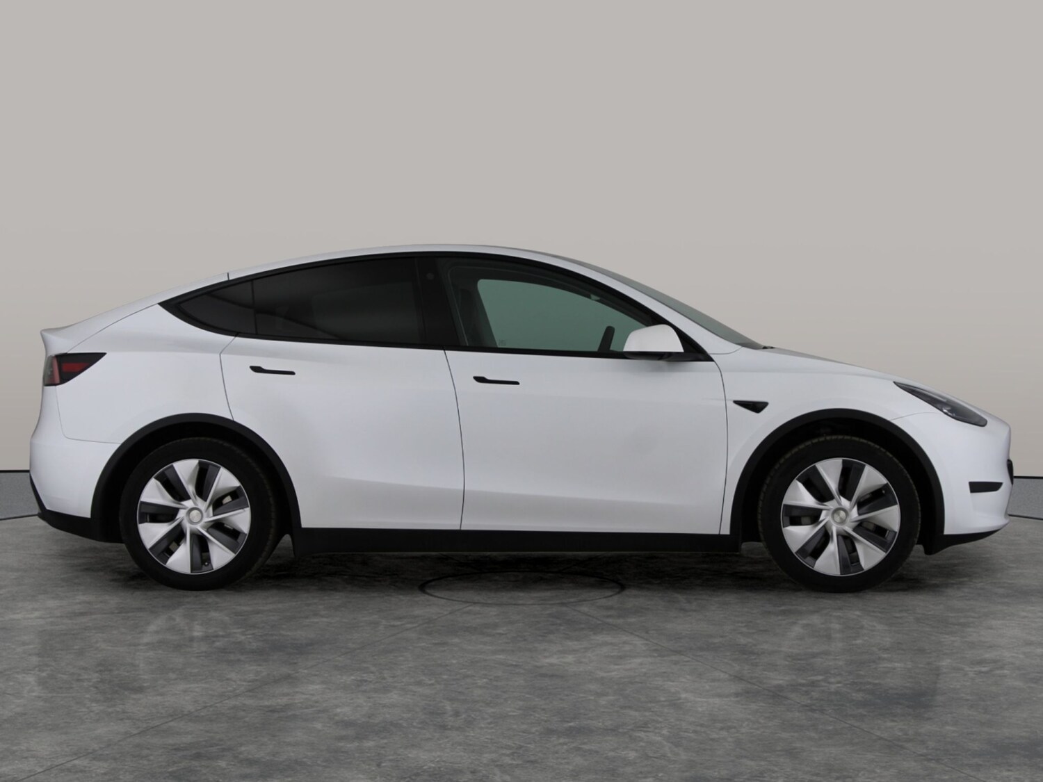 Used Tesla Model Y 2024 for sale - 77988997: Photo 10